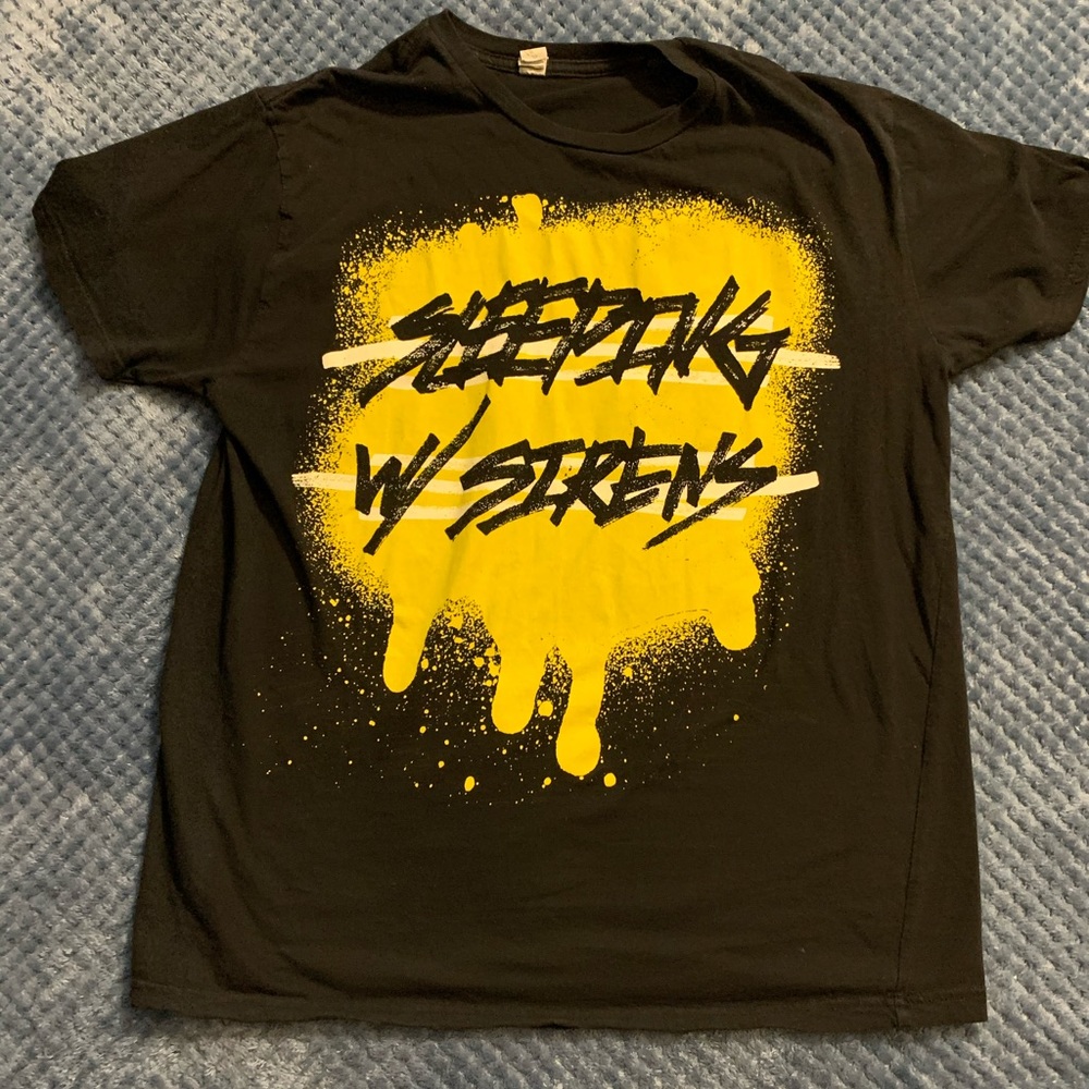 Sleeping with sirens band t-shirt